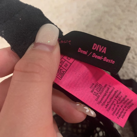 4 La Senza Bras (Dm directly if only interested in 1) - Picture 9 of 9